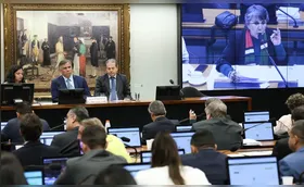 Imagem ilustrativa da imagem Comissão da Câmara aprova redução da maioridade penal para 16 anos
