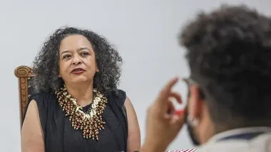 Ana Maria Gonçalves: "Não me interessa a margem, não me interessa o contra, a contraproposta, a contra-história, o livro é a história"