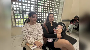 Fernanda Lima com as filhas Maria e Emília: “Eu tenho visto dentro da minha casa que a vacina tem evitado internações e complicações em diversos níveis”