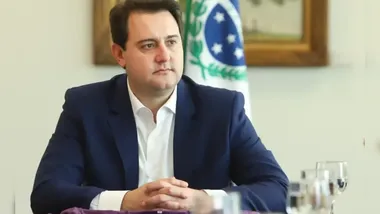 O governado Ratinho Junior: "O Paraná cresceu sem deixar que divergências políticas prejudicassem o nosso desenvolvimento"
