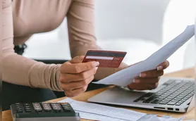 Inadimplência no Paraná cresce quase 5% em agosto, mas desacelera