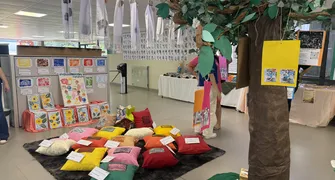 Prefeitura recebe exposição de arte de alunos da EJA