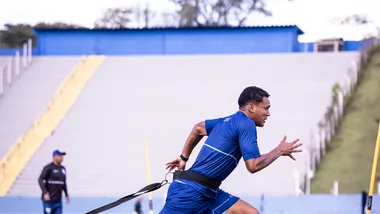 Rafael Monteiro tem sido titular do Londrina na Copa Paraná