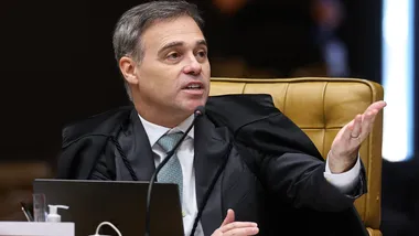 This handout image released by Brazil's Supreme Federal Court (STF) shows STF Justice Andre Mendonca during a hearing on the investigation into alleged links between Supreme Court Justice Alexandre de Moraes and banker Daniel Vorcaro at the STF in Brasilia on September 15, 2026. Brazil's Supreme Court will examine accusations about one of its top justice's ties to a jailed banker, in an unprecedented crisis that has eclipsed the country's presidential election campaign. (Photo by Antonio AUGUSTO / Brazilian Supreme Court / AFP) / RESTRICTED TO EDITORIAL USE - MANDATORY CREDIT "AFP PHOTO / Brazil's Supreme Court / Antonio AUGUSTO" - NO MARKETING NO ADVERTISING CAMPAIGNS - DISTRIBUTED AS A SERVICE TO CLIENTS