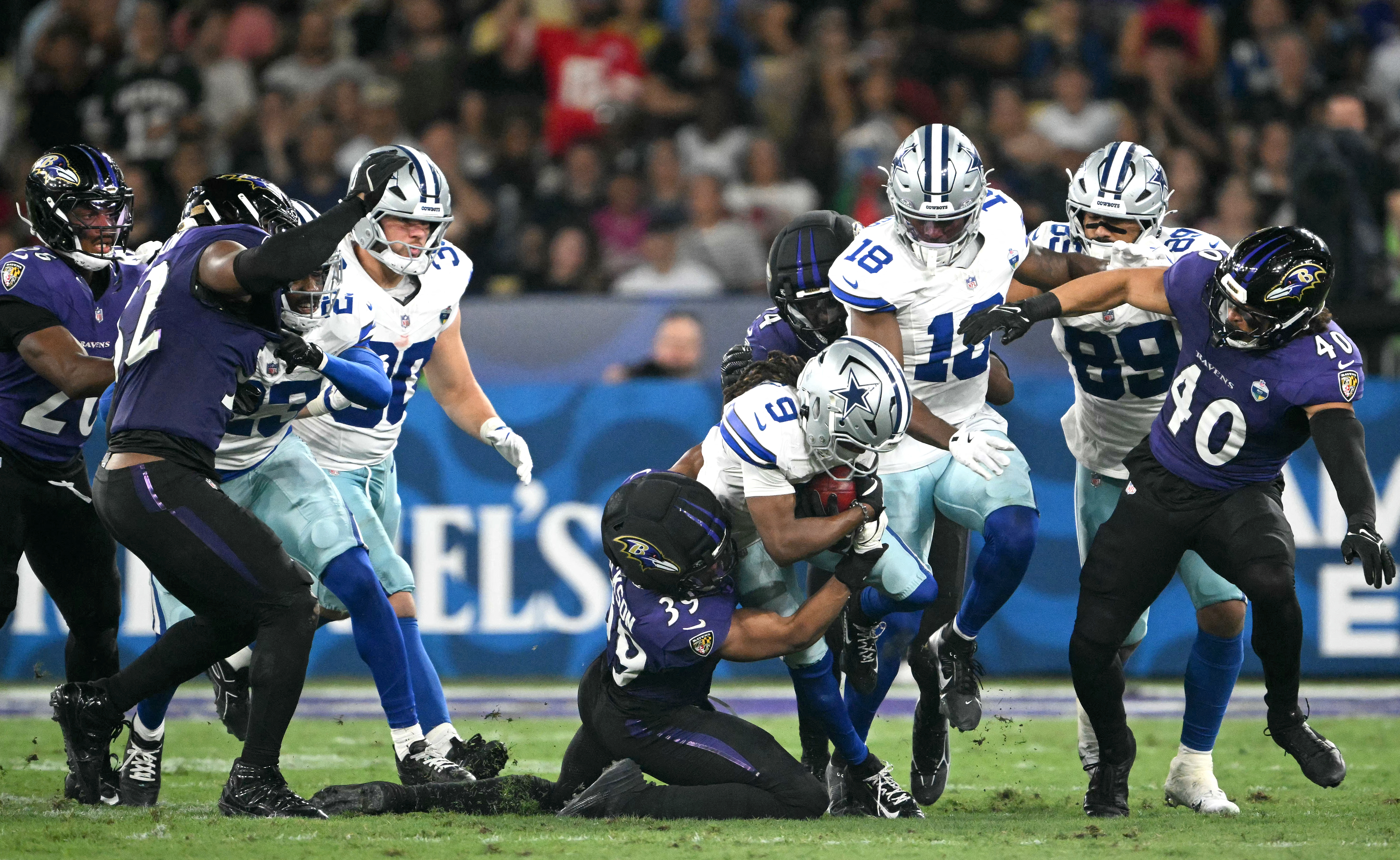 Baltimore Ravens vence Dallas Cowboys no Maracanã