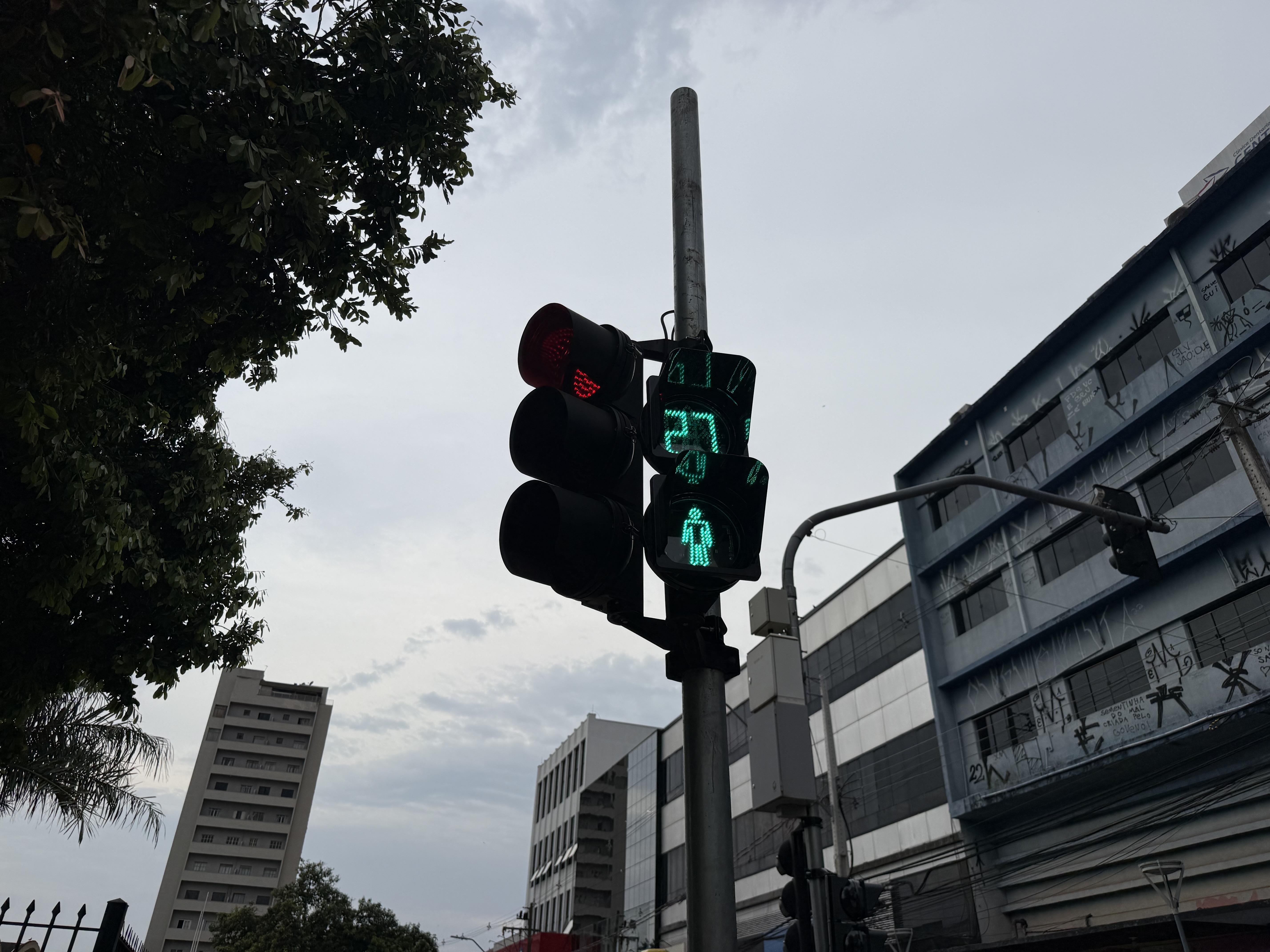CMTU estuda ampliar número de semáforos com temporizador