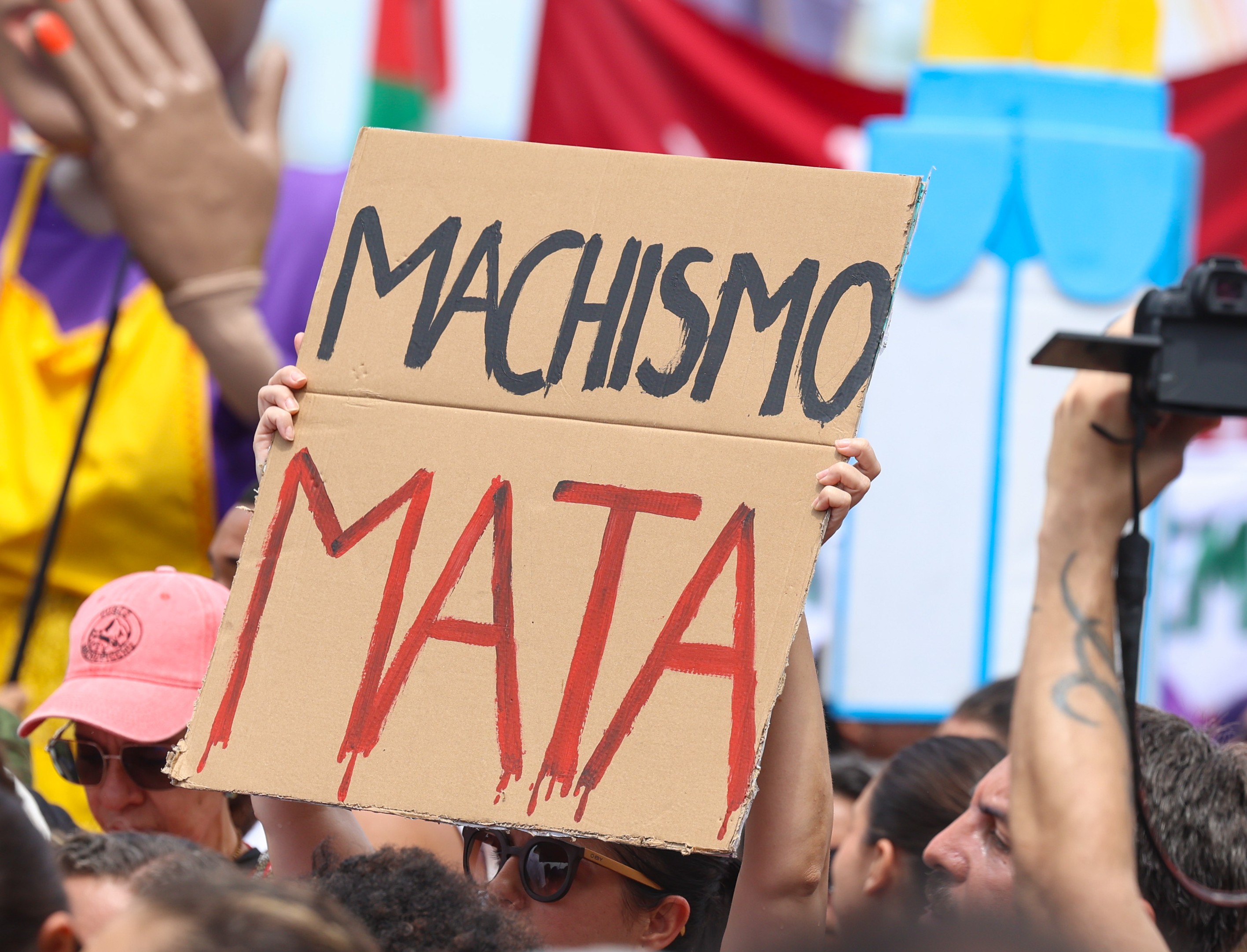 Coletivo realiza ato contra feminicídio em Londrina neste sábado