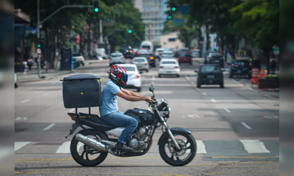 Com IPVA zerado, emplacamentos de motos crescem 91% no Paraná