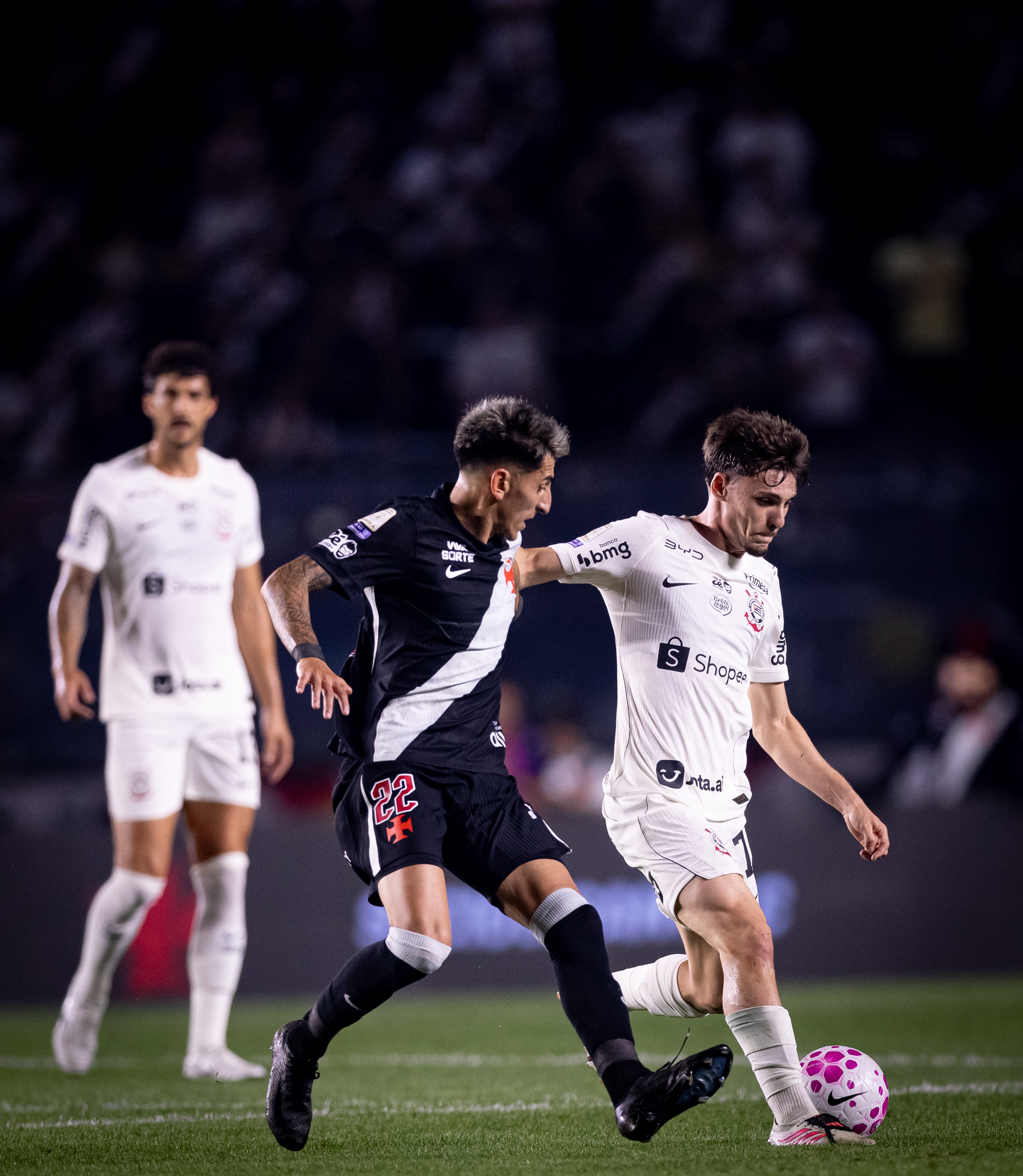Corinthians segue sina sem vitórias no Brasileirão