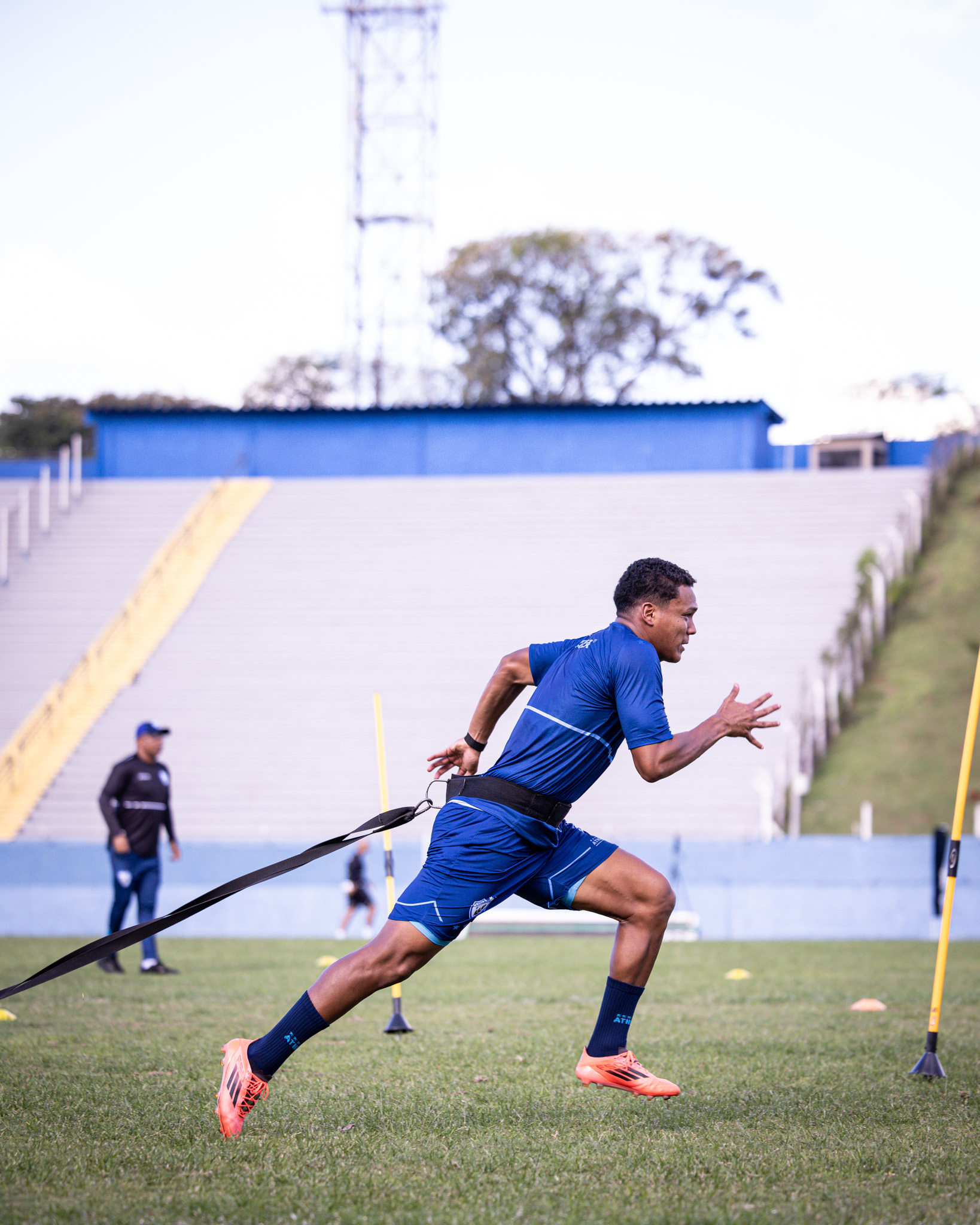 Em dificuldade, Londrina enfrenta o Cascavel na Copa Paraná