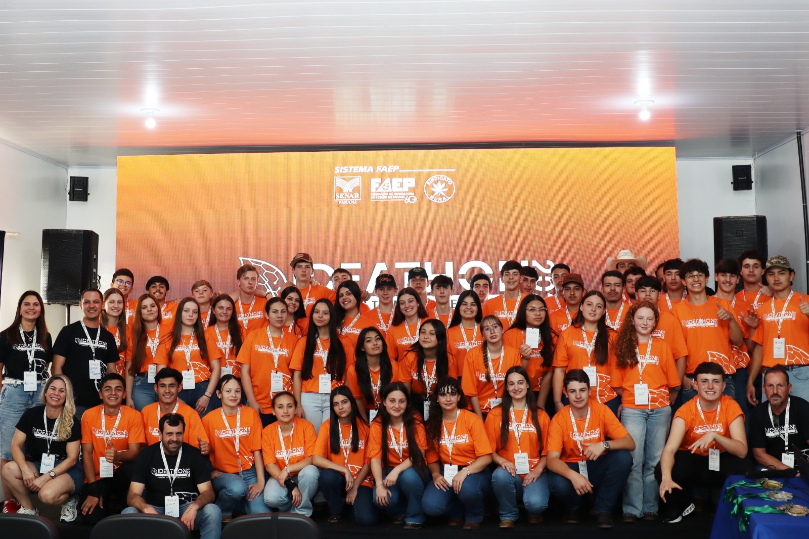 Estudantes desenvolvem soluções para avicultura no Ideathon 2026