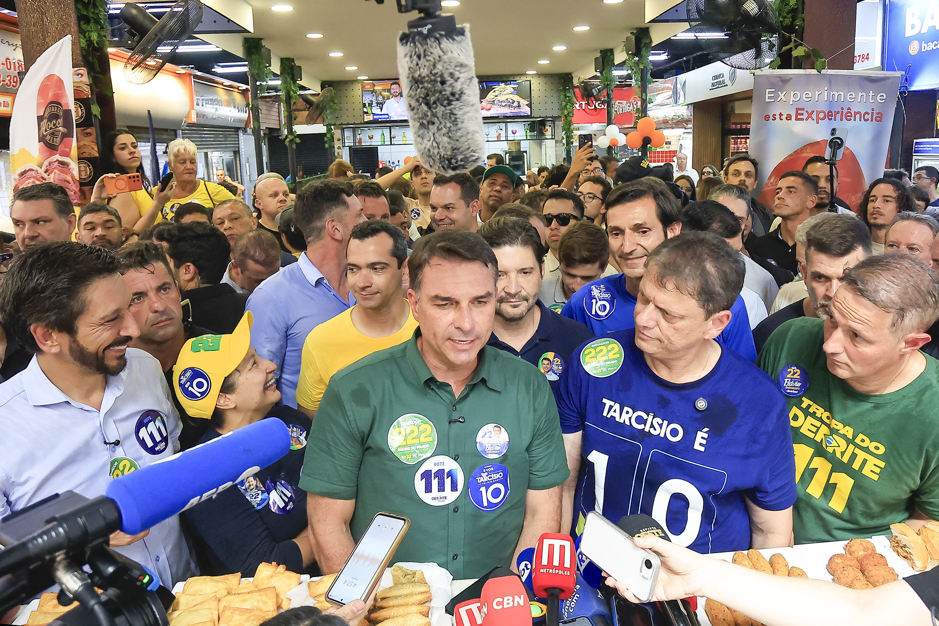 Flávio Bolsonaro, um presidenciável à sombra do pai