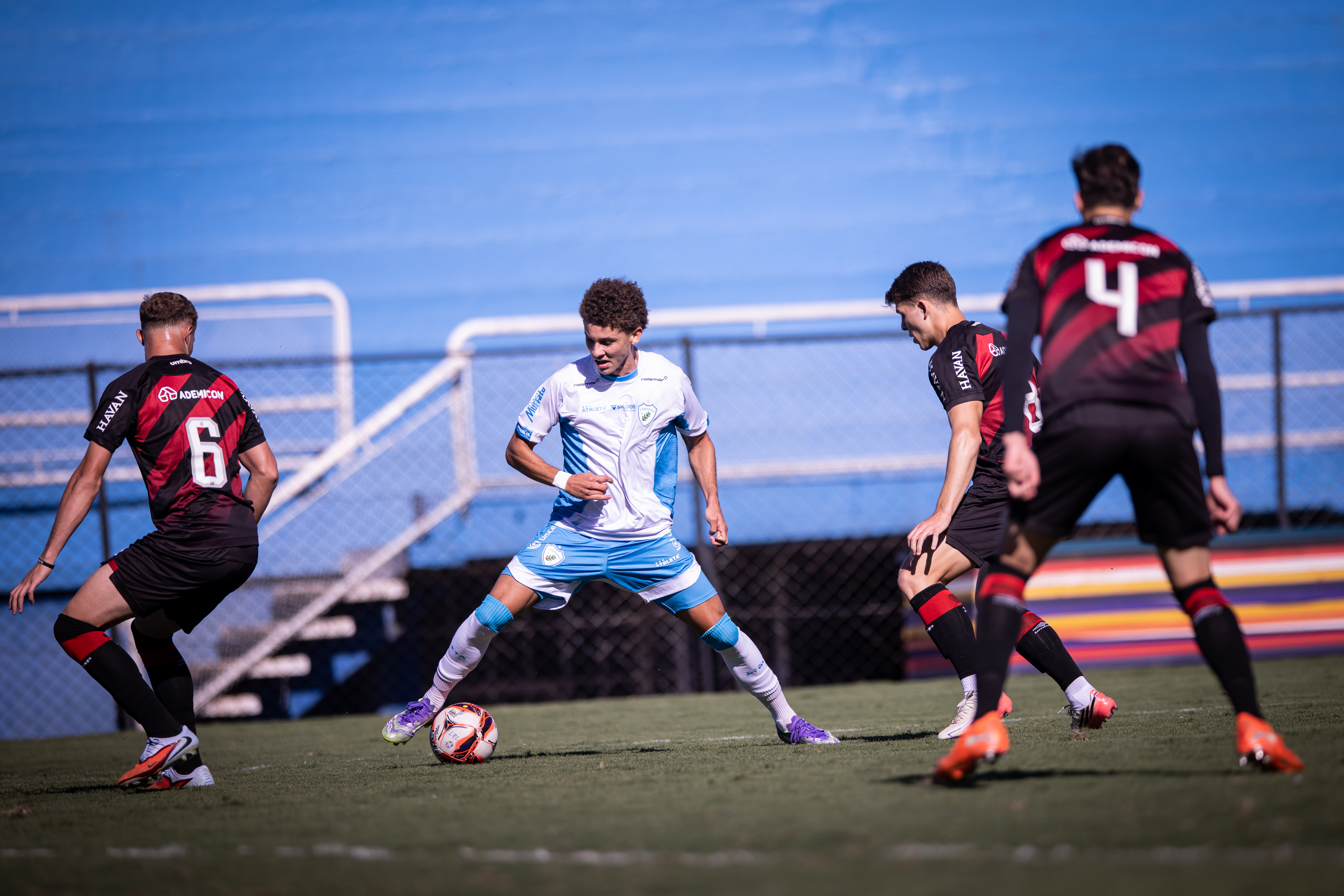 FPF marca jogo entre Londrina e Athletico pela Copa Paraná
