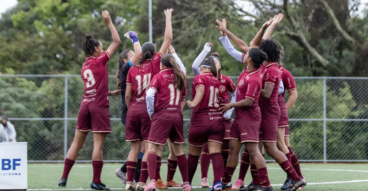 LEC Tsuru decide Paranaense Sub-17 neste domingo (20 ) no estádio do Café