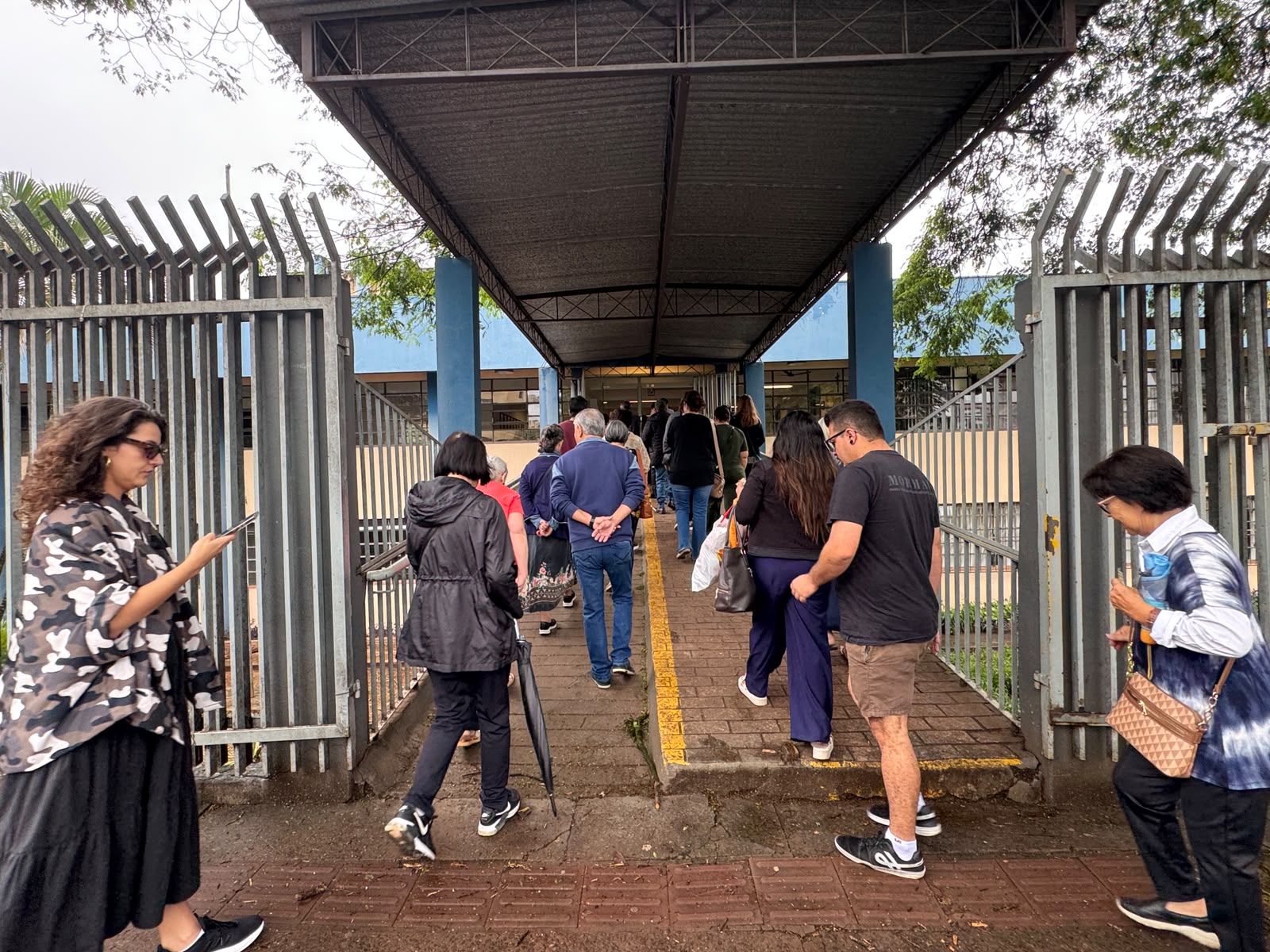 Londrina volta às urnas para decidir entre Flávio e Lula
