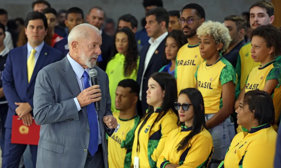 Lula 4 quer ampliar Bolsa Atleta e valorizar Copa Feminina