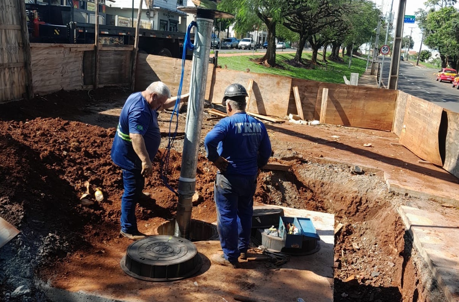Obra interrompe abastecimento de água em Cambé nesta quinta