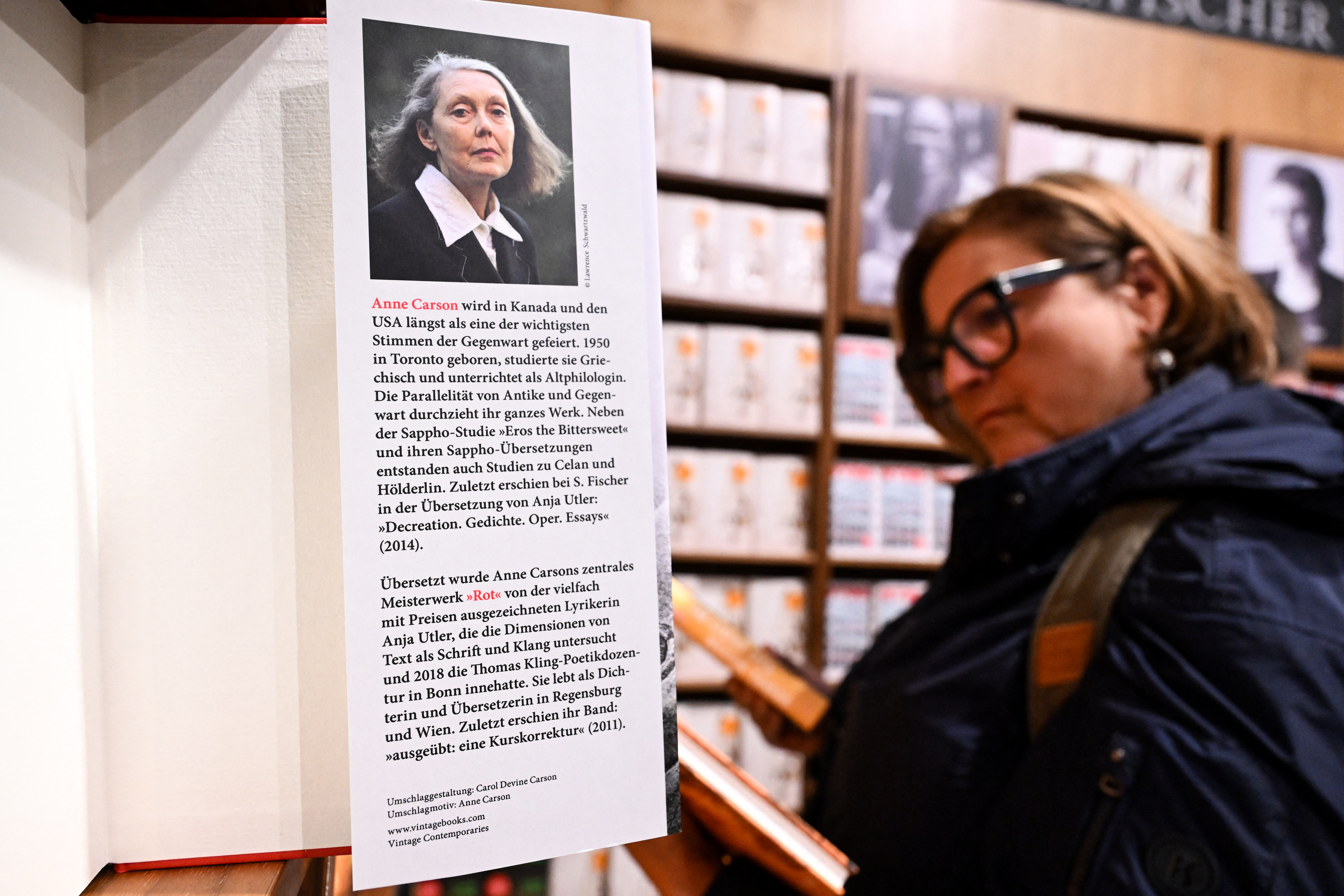 Poeta canadense ganha o Prêmio Nobel de Literatura