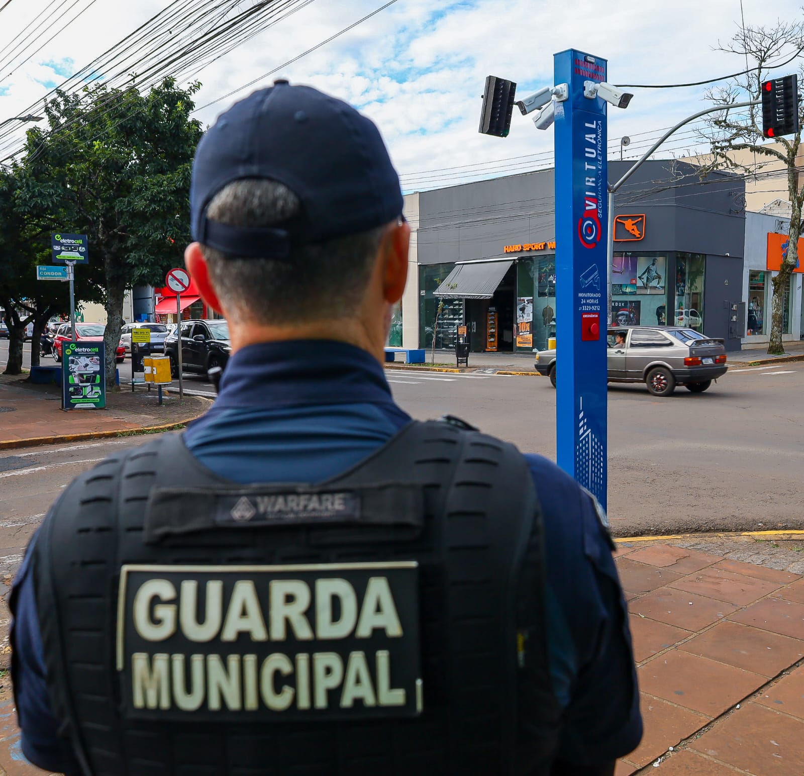 Totem de segurança é instalado no centro de Arapongas