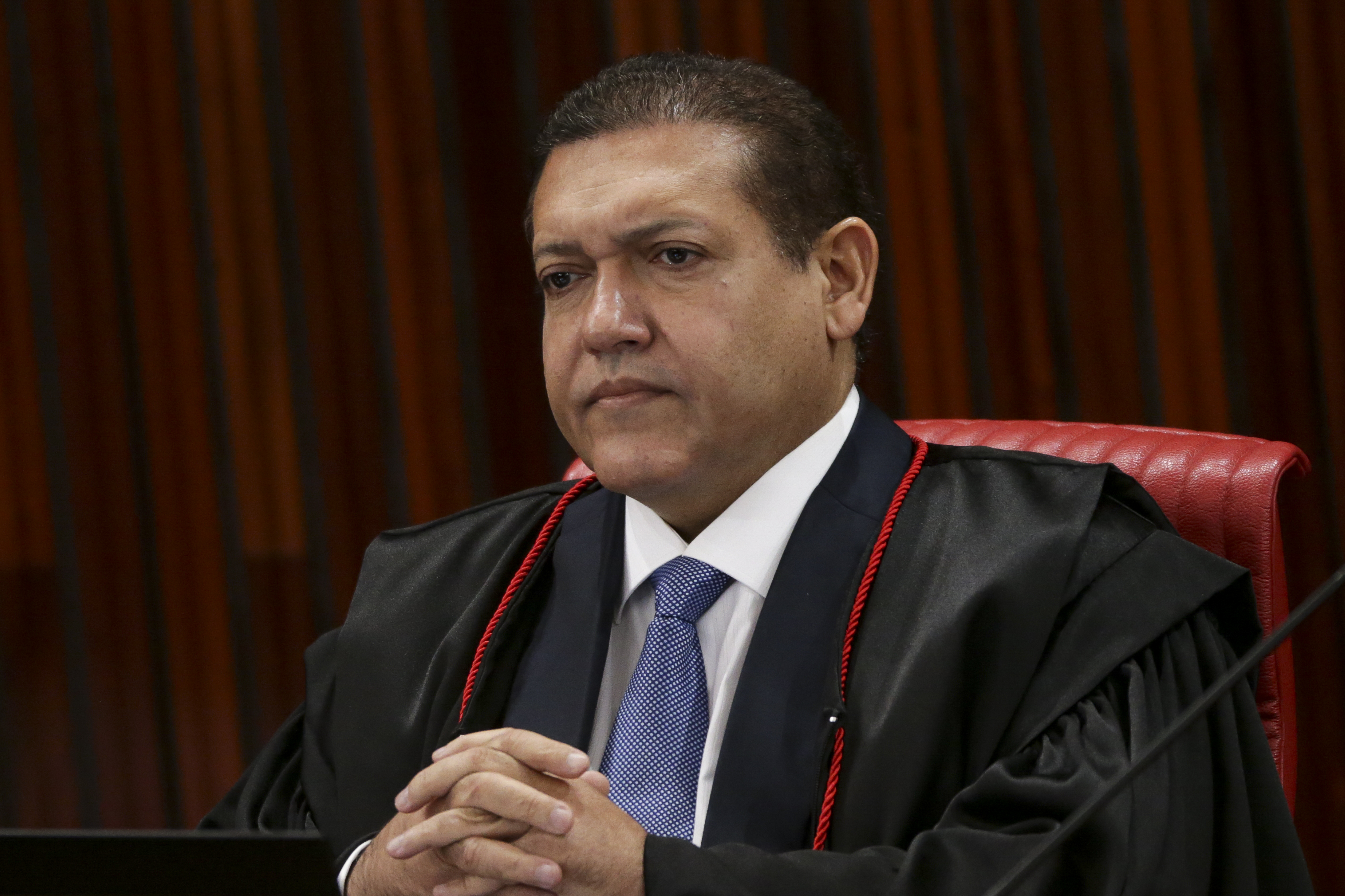 TSE atende Flávio e manda suspender canal 'Exército do Lula'; PT irá recorrer