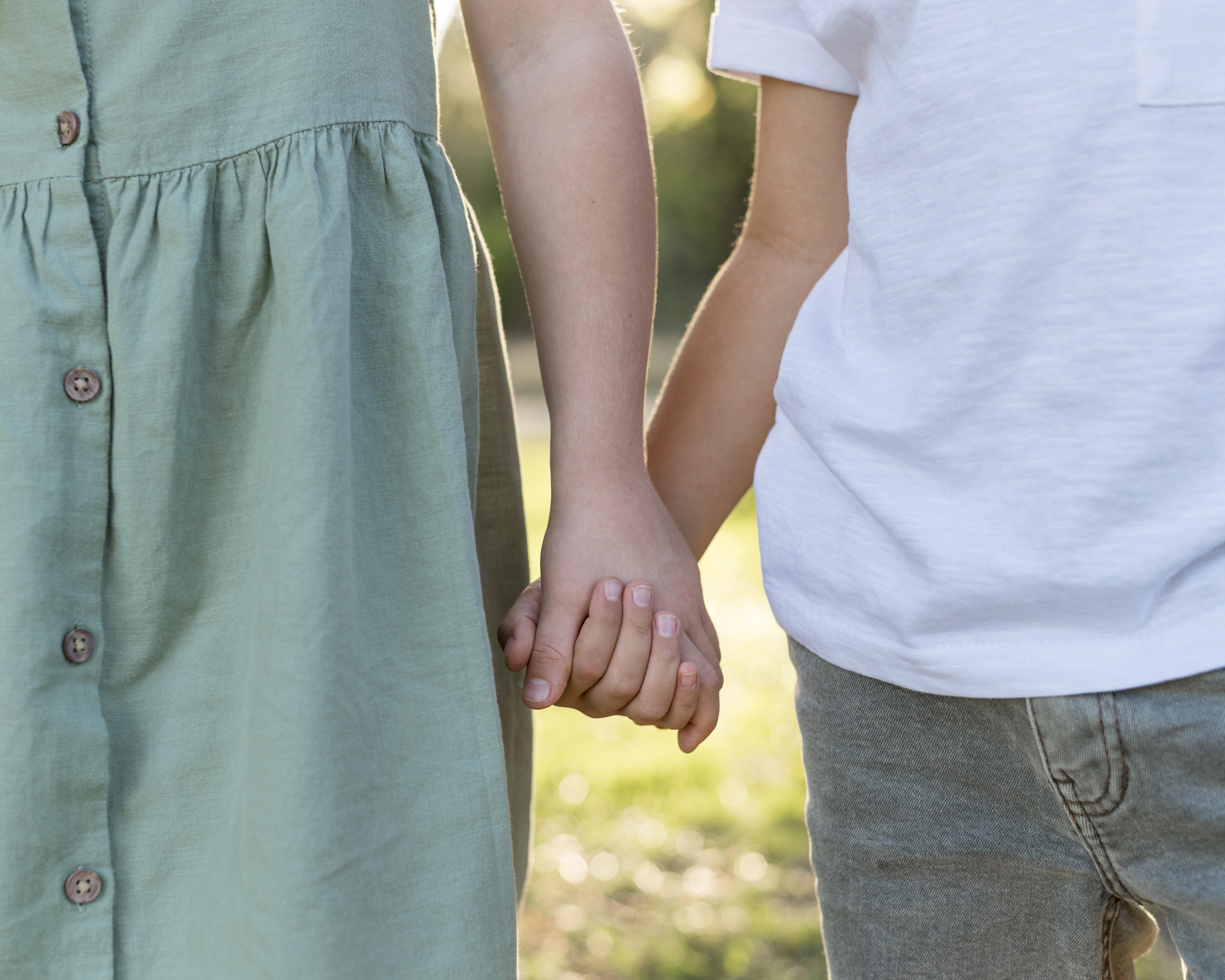 UEL oferece atendimento psicológico gratuito para gêmeos e familiares
