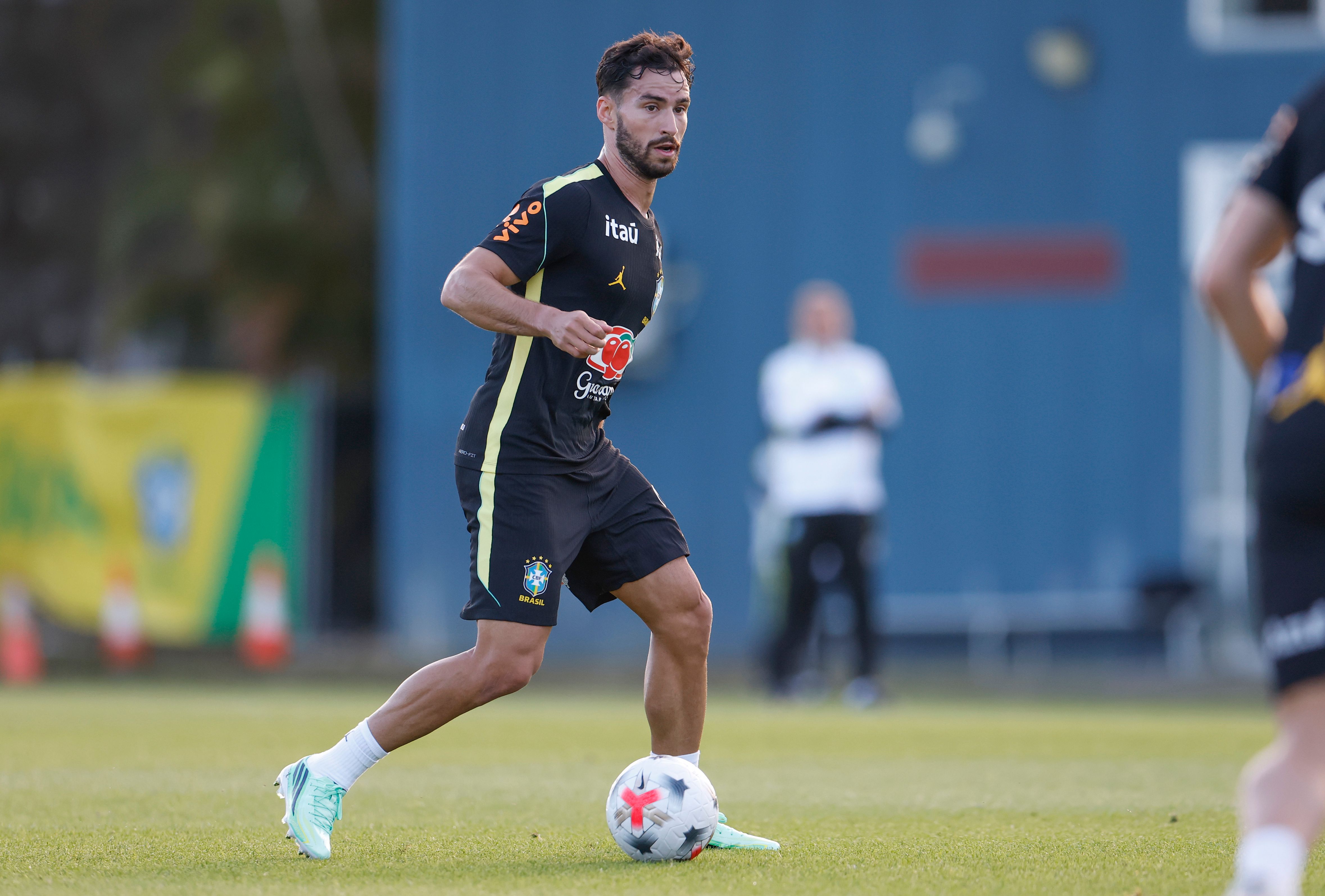 Volante Martinelli valoriza chance na seleção: 'Temos que nos sentir privilegiados'