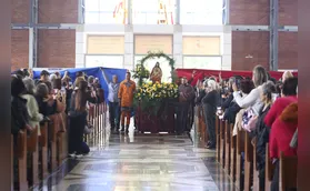 Fiéis lotam Catedral nas celebrações ao Padroeiro de Londrina