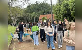 Milhares de jovens participam da Feira de Profissões da UEL