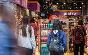 Empresários entram no 2º semestre mais cautelosos, mas mantêm investimentos