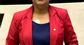 Entrevista com a deputada federal Lenir de Assis