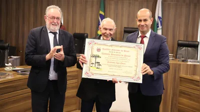 Imagem ilustrativa da imagem Arqueólogo Igor Chmyz é o mais novo Cidadão Benemérito do Paraná