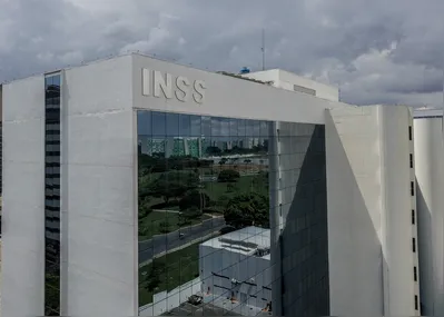 Imagem ilustrativa da imagem Saiba como baixar o app do INSS e reconhecer descontos indevidos