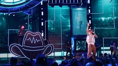O duo CountryBeat, formado por Mateus Félix e Léo Souzza, deu mais um passo na carreira com a gravação de um DVD  com hits que já estão no ranking viral do Brasil e também no ranking global