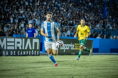 Gustavo França foi autor de um dos gols do Londrina na única vitória do time no VGD, contra o Ypiranga-RS