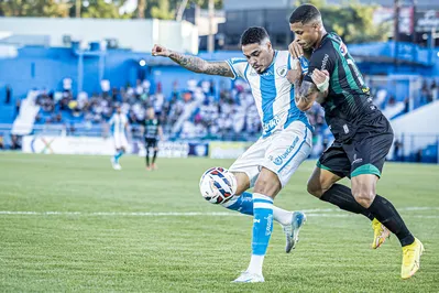 Imagem ilustrativa da imagem Londrina e Maringá ficam no empate no VGD