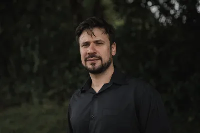 Cristian Budu é o diretor artístico da 14ª Mostra de Música de Câmara de Londrina que apresenta um novo formato este ano