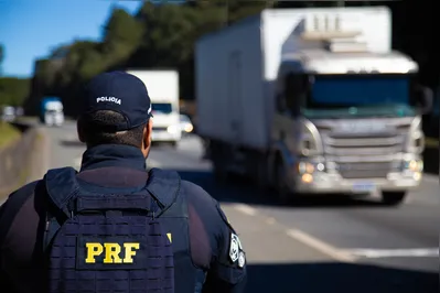 Imagem ilustrativa da imagem PRF registra 11 mortes no PR durante feriado do Dia do Trabalho