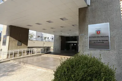 O decreto 10.255/2025 prevê remanejamento de gastos não essenciais e deve ter impacto de R$ 2,3 bilhões