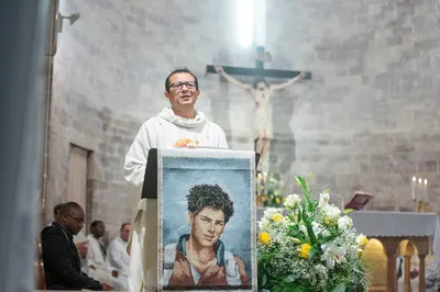 Imagem ilustrativa da imagem Relíquias de Carlo Acutis serão recebidas em Londrina nesta sexta