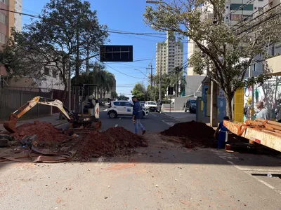 Imagem ilustrativa da imagem Trecho da Rua Pará está interditado para obra da Sanepar