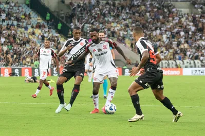 Imagem ilustrativa da imagem Vasco segura empate com o Flamengo no Maracanã