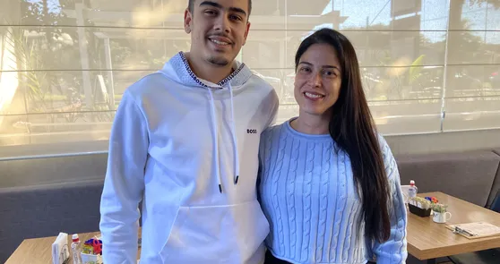 Cauê Dellalibera com a mãe, Camila Junco: “A autoestima, a respiração melhoraram 100%"