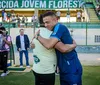 Após vitória do Londrina, Roger revela ligação e se emociona