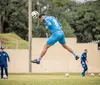 Lucas Marques ainda não treina com bola e é dúvida no Londrina