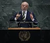 Lula critica sanções e fala em resistência da democracia