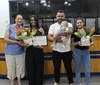 Porteira que salvou bebê em Cambé recebe homenagem da Câmara