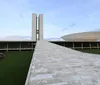 Senadores aprovam isenção do IR, mas pedem mais medidas