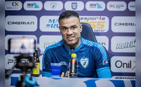 Com acesso, Roger fala em continuar no Londrina em 2026
