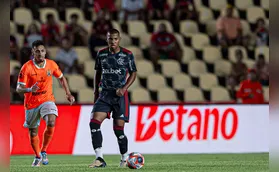 Londrina fecha com volante ex-Flamengo e já tem cinco reforços