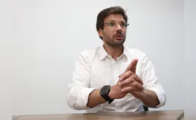 'Não há motivo para as pessoas dormirem na rua', diz Tiago
